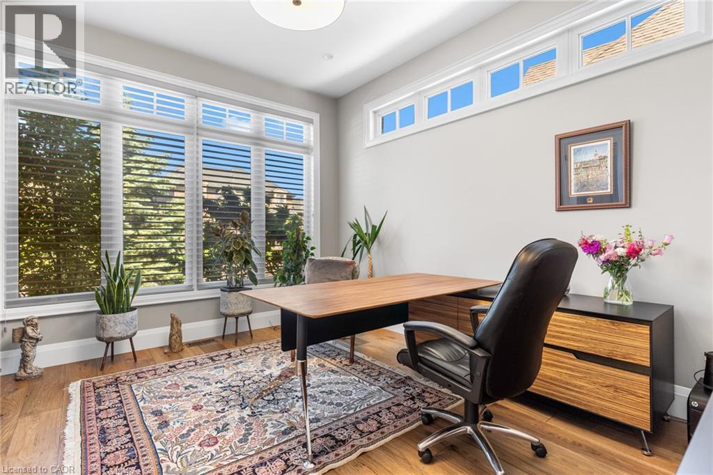 44 Pioneer Ridge Drive, Kitchener, ON
