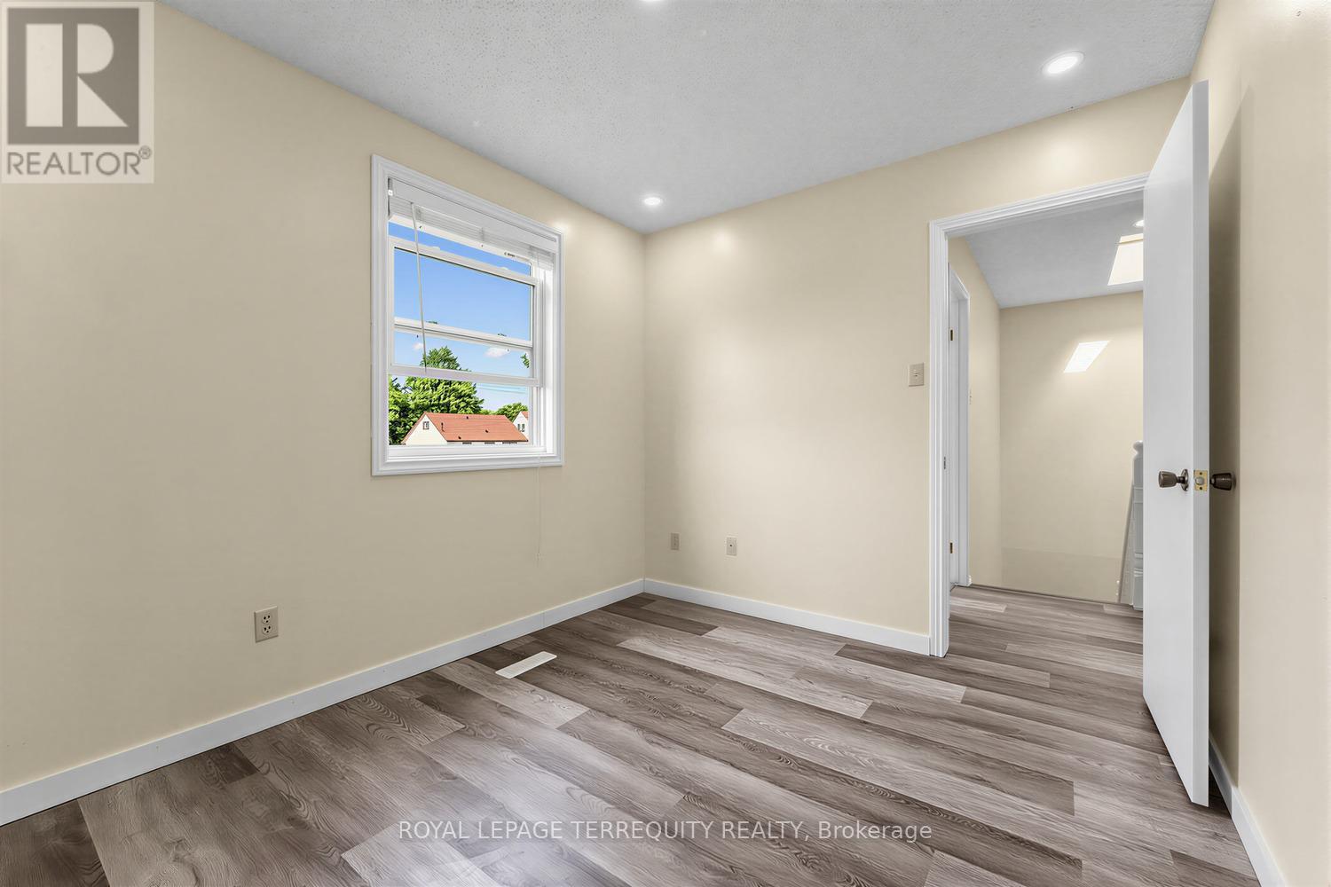 746 Limeridge Road E, Hamilton, ON