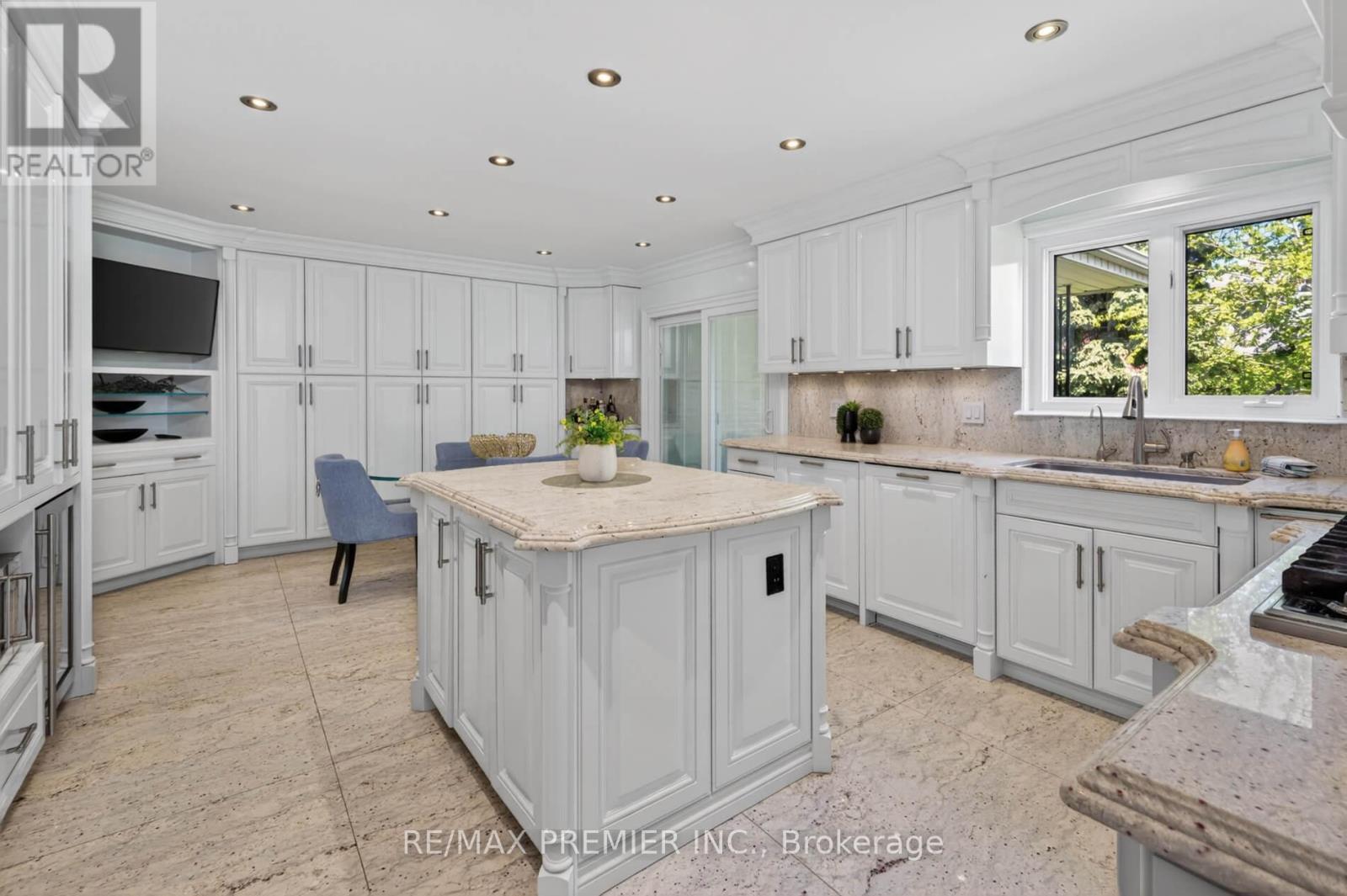 35 Lorengate Place, Vaughan, ON