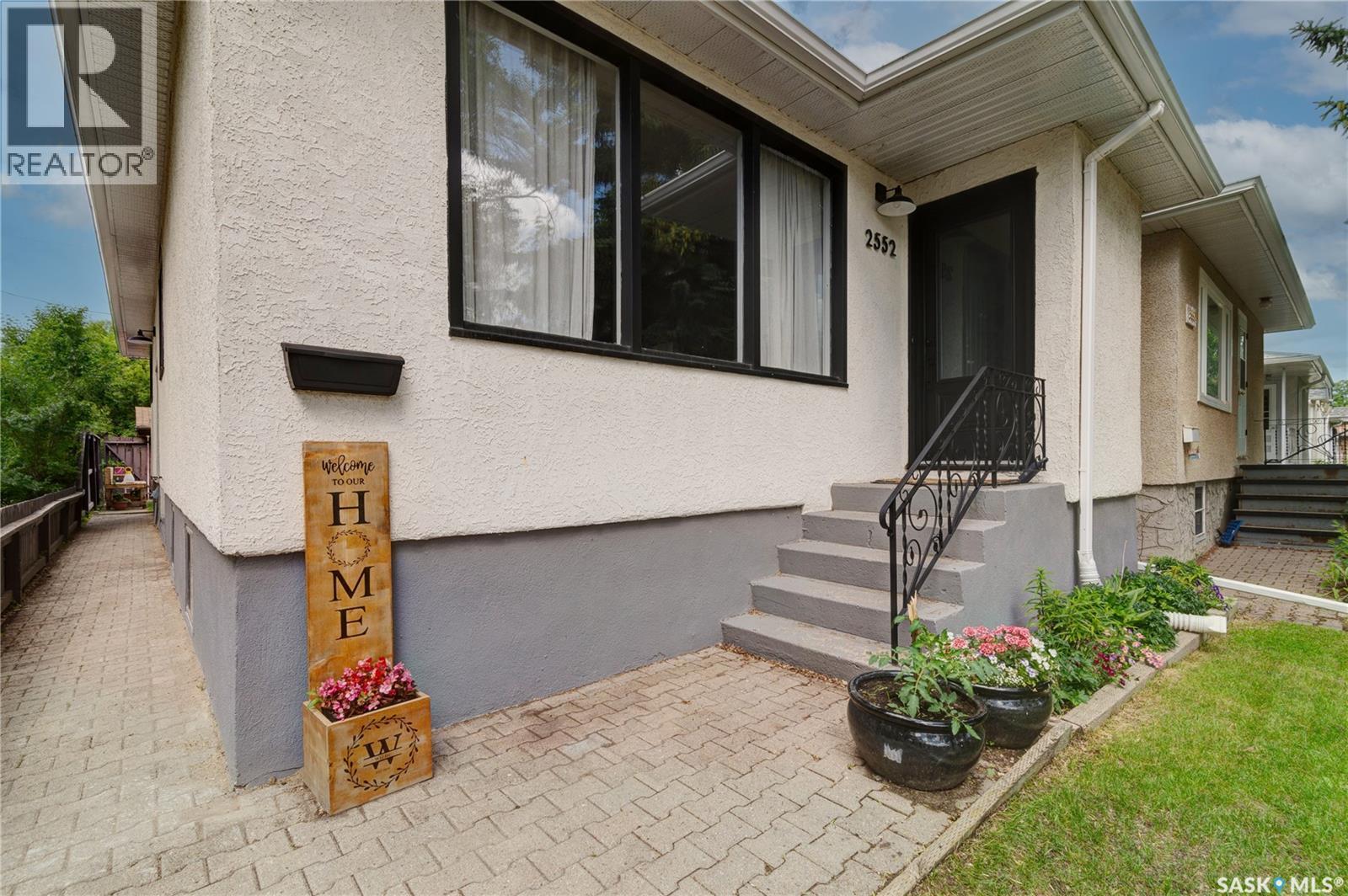 2552 Elliott Street E, Regina, SK