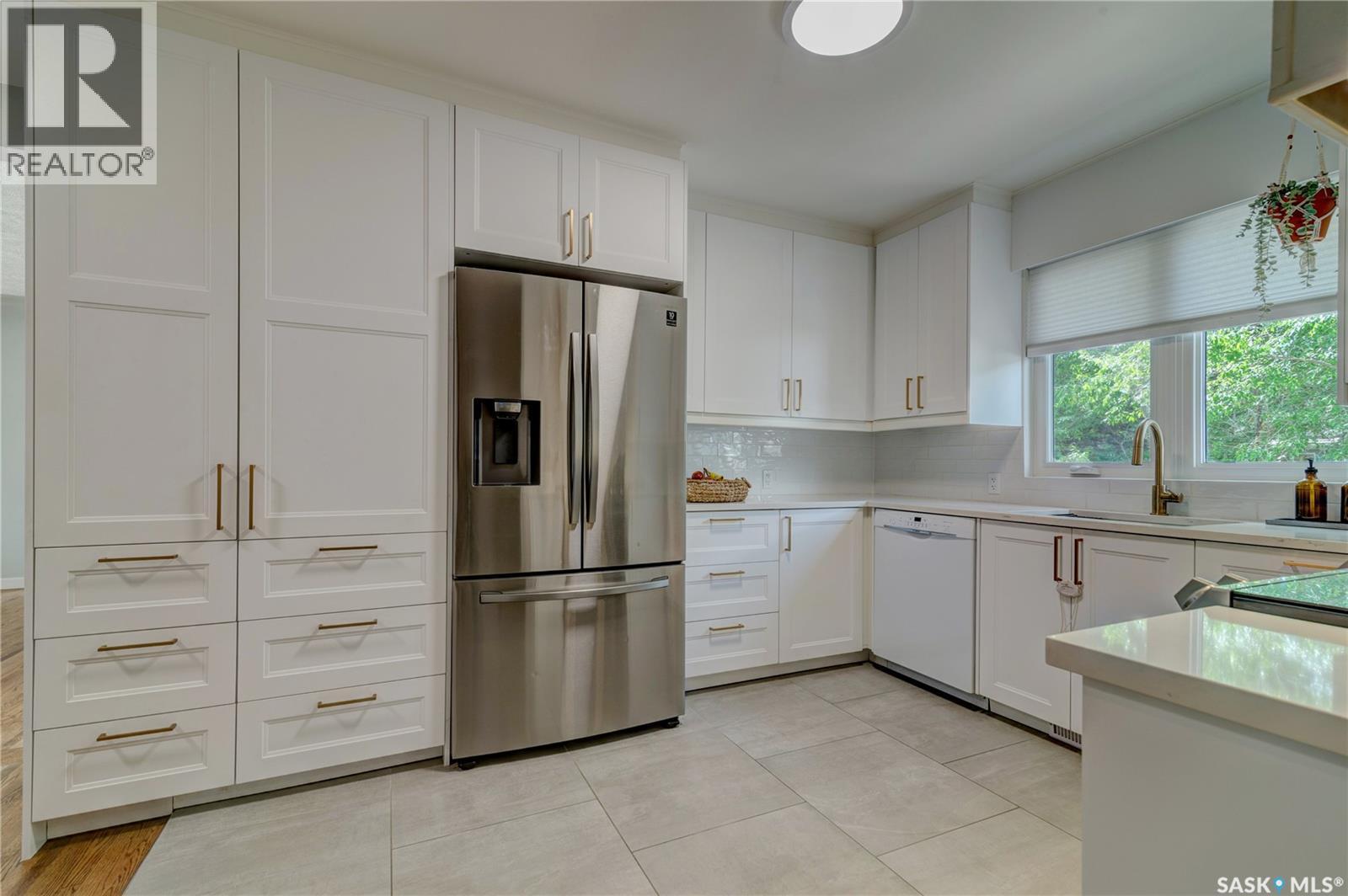 2552 Elliott Street E, Regina, SK