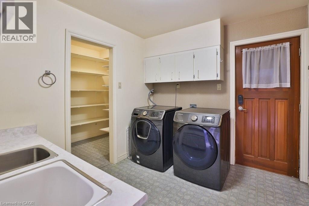670 Meadow Wood Road, Mississauga, ON