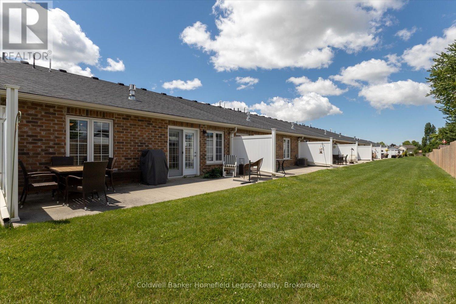 12 Devon Drive E, South Huron (Exeter), ON