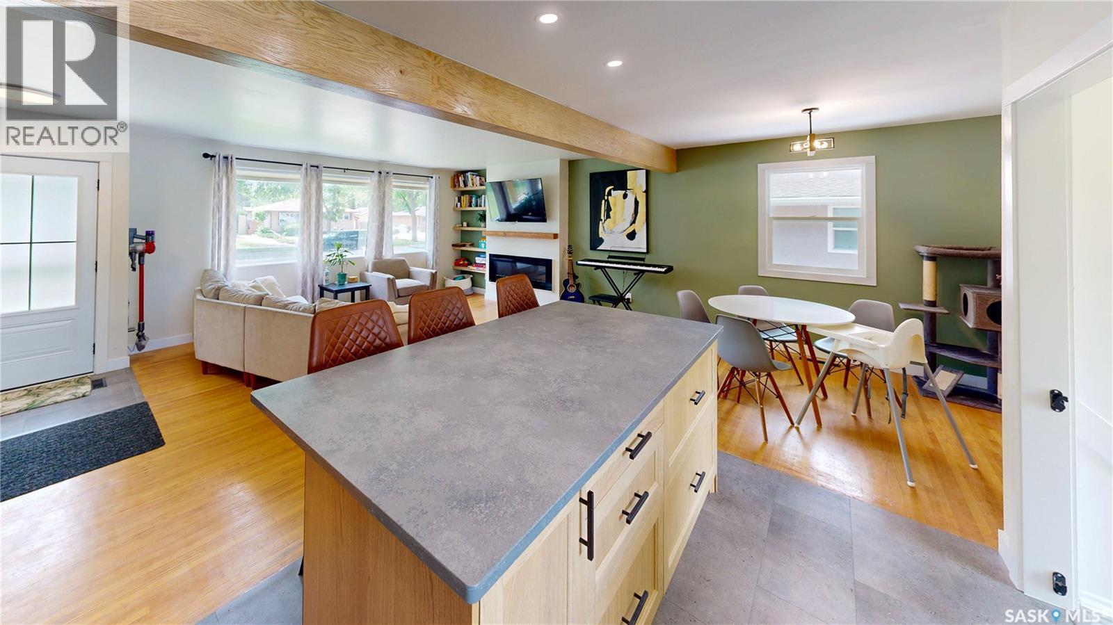 1912 Grant Drive, Regina, SK