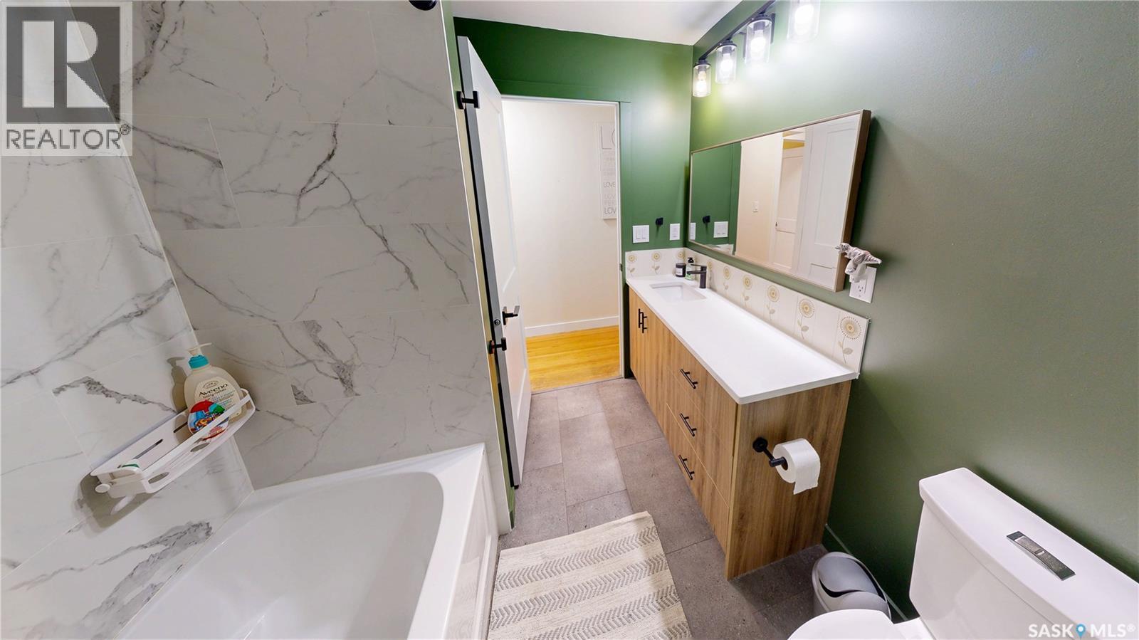 1912 Grant Drive, Regina, SK