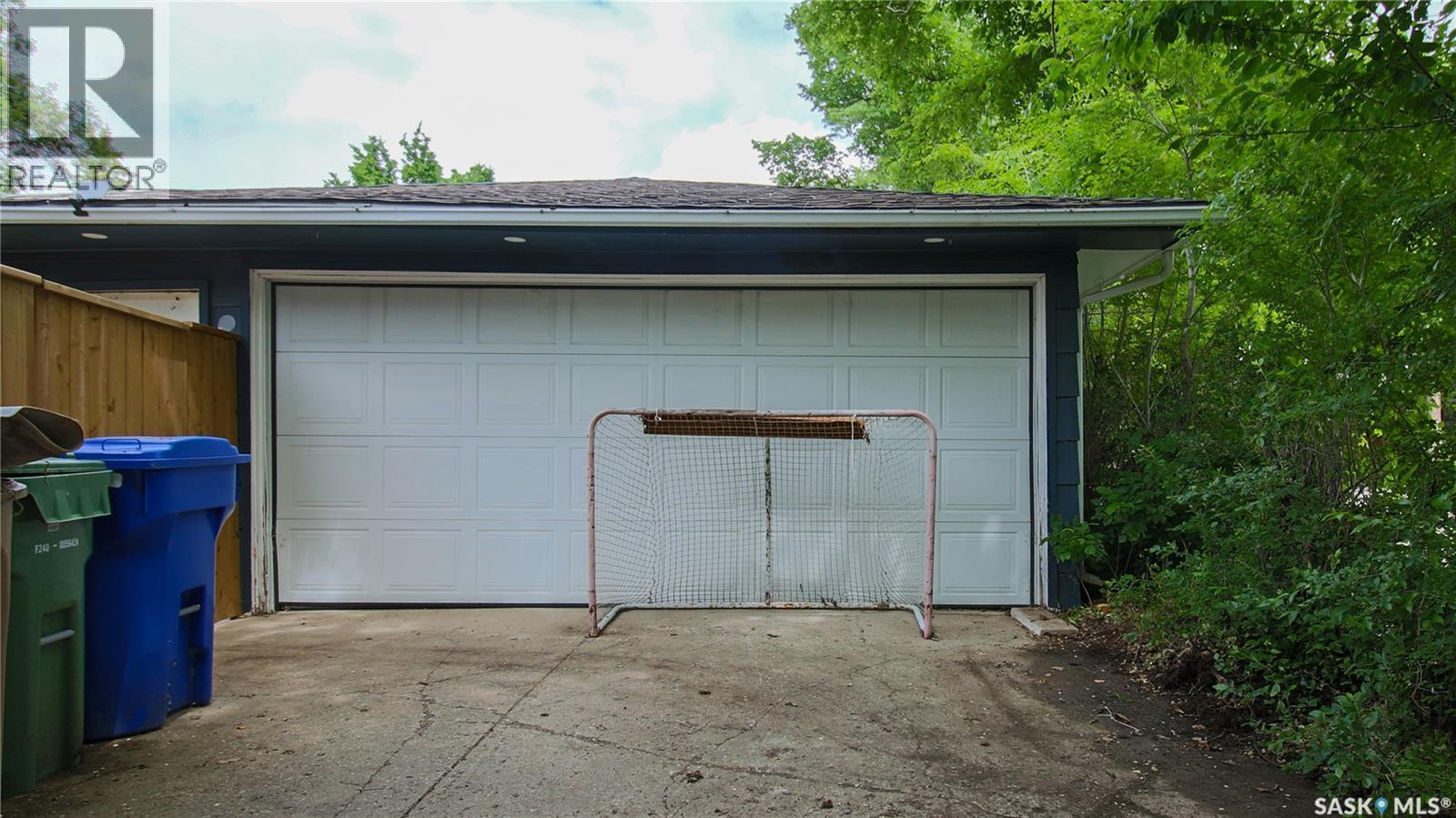 1912 Grant Drive, Regina, SK