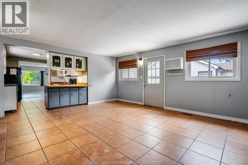 3793 Vaughan, Windsor, ON