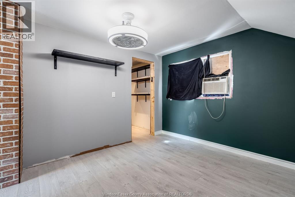 3793 Vaughan, Windsor, ON