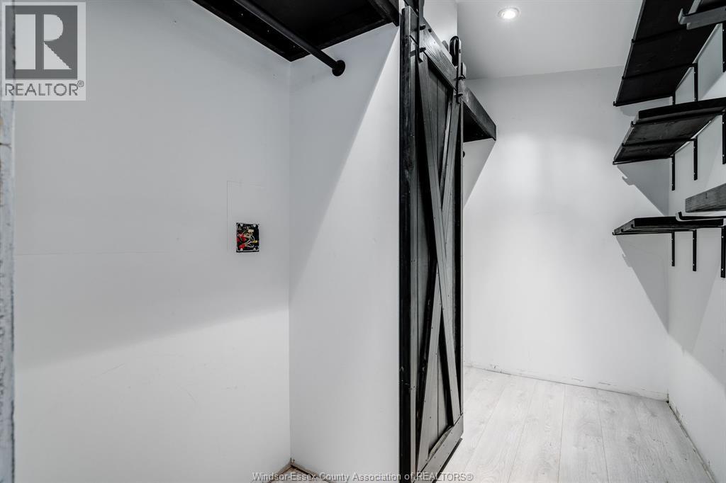 3793 Vaughan, Windsor, ON