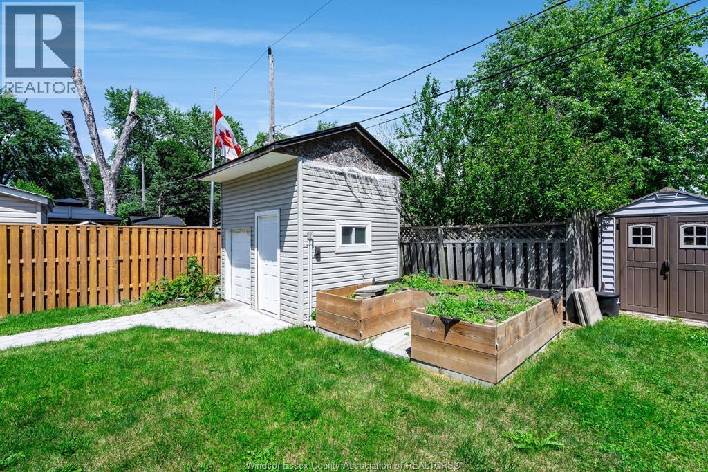 3793 Vaughan, Windsor, ON