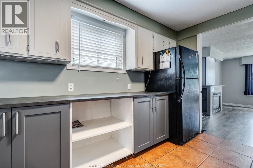 3793 Vaughan, Windsor, ON