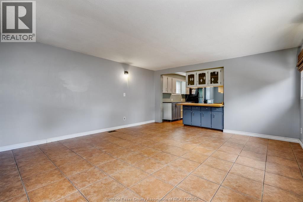 3793 Vaughan, Windsor, ON