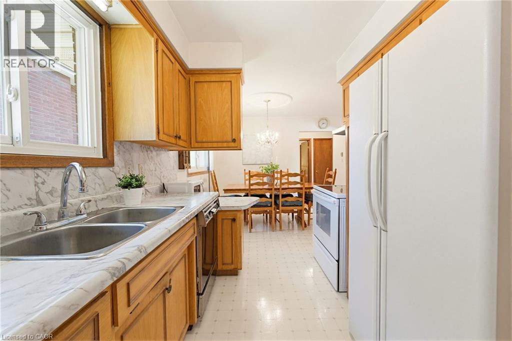 34 Volta Avenue, Kitchener, ON