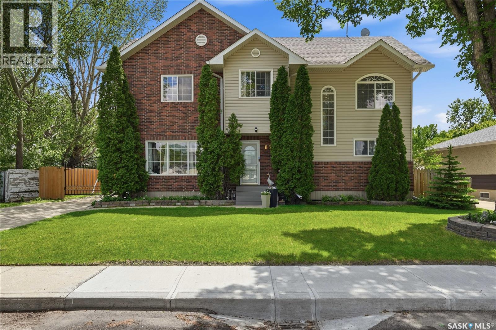 87 Yarnton Crescent, Regina, SK