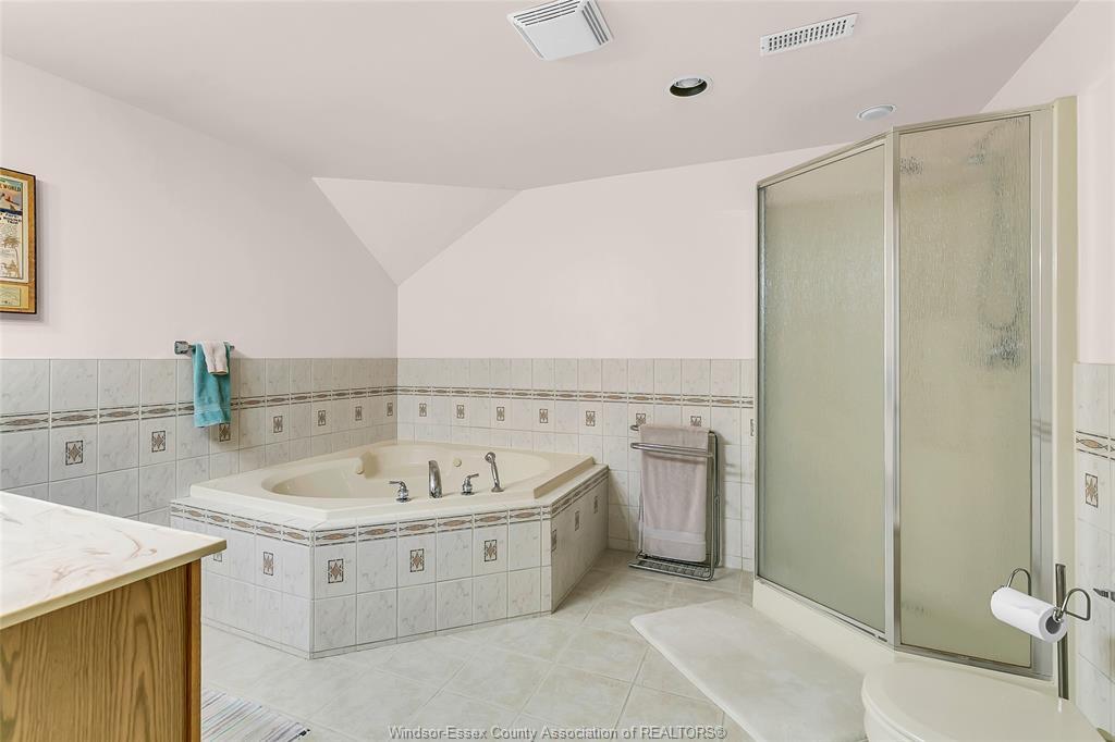 1385 Imperial Crescent, Windsor, ON