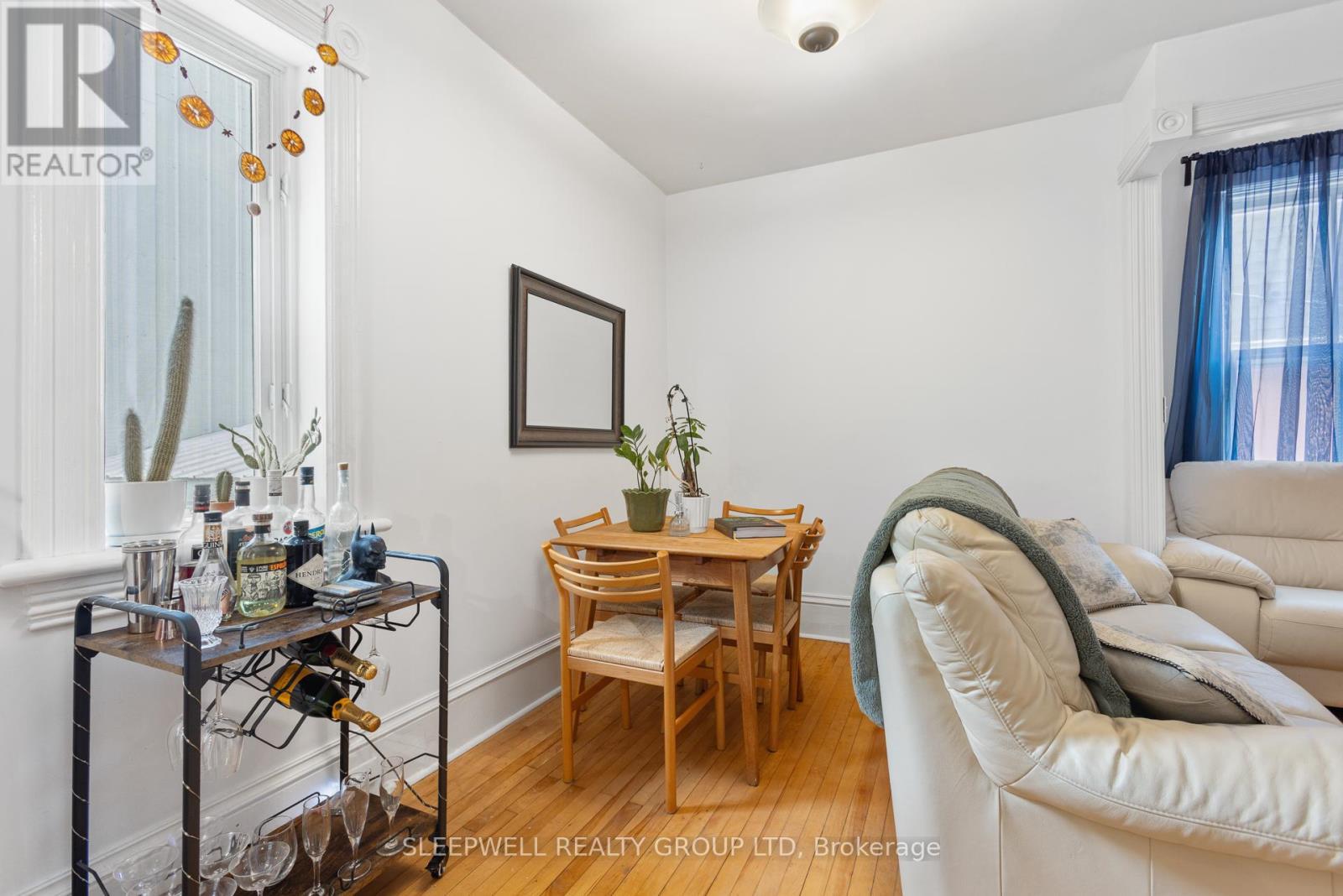 86 Fourth Avenue, Ottawa, ON