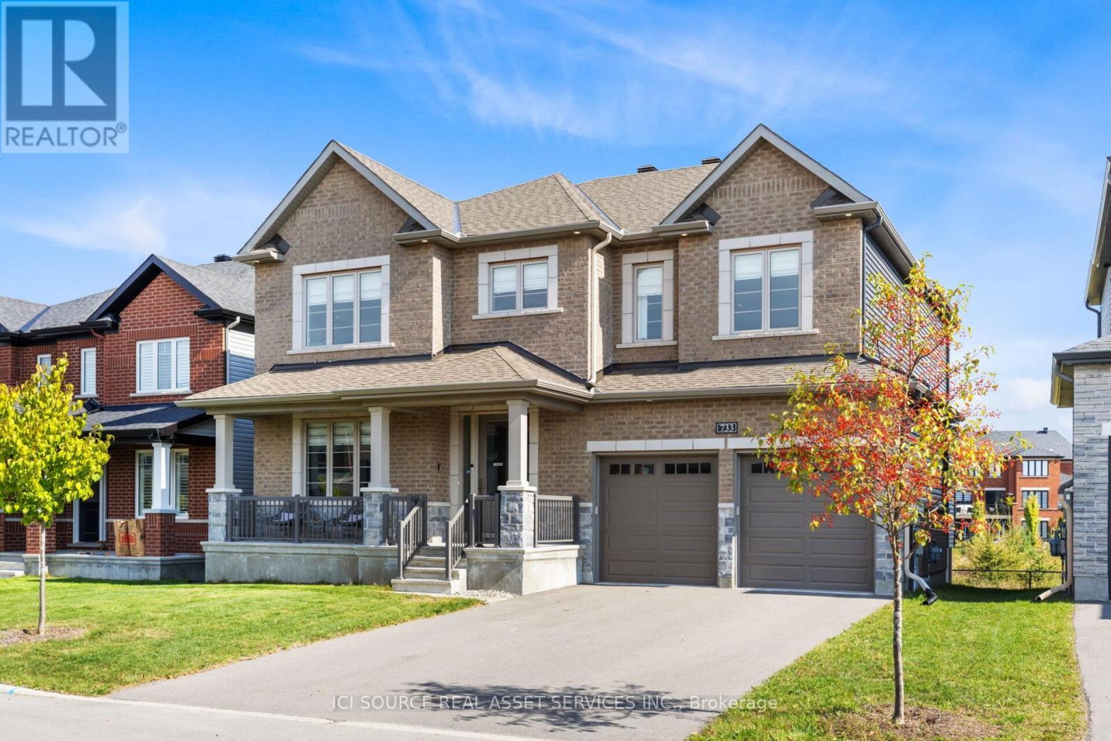 733 Coast Circle, Ottawa, ON
