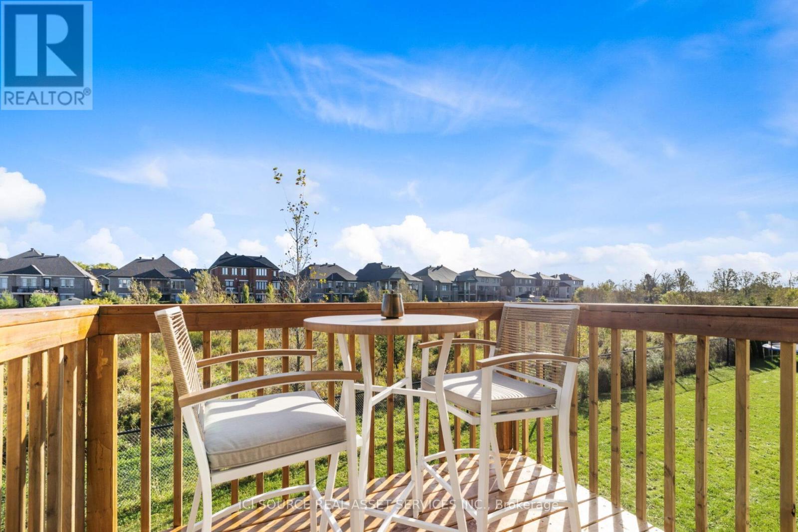 733 Coast Circle, Ottawa, ON