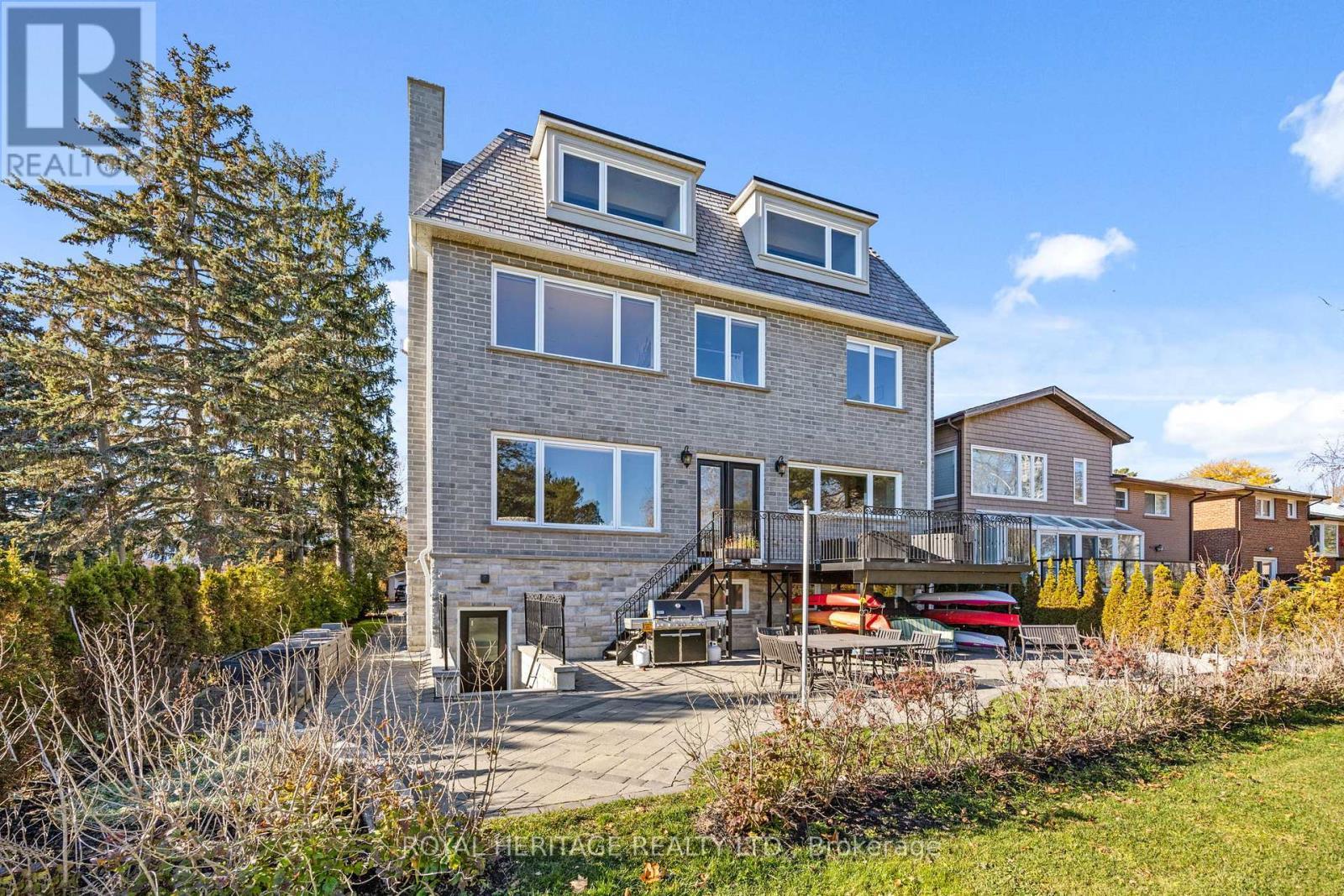 968 Essa Crescent, Pickering, ON