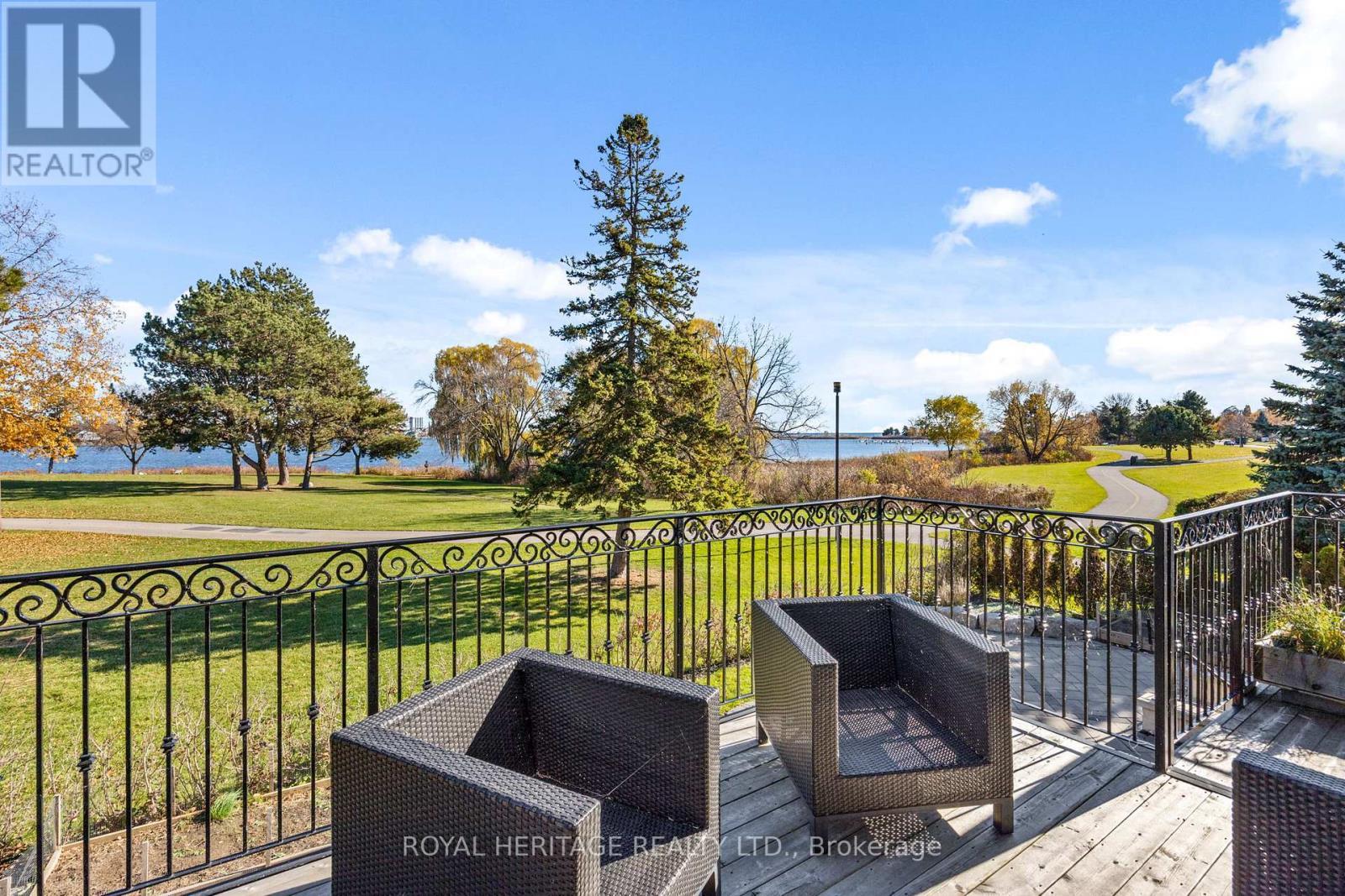 968 Essa Crescent, Pickering, ON
