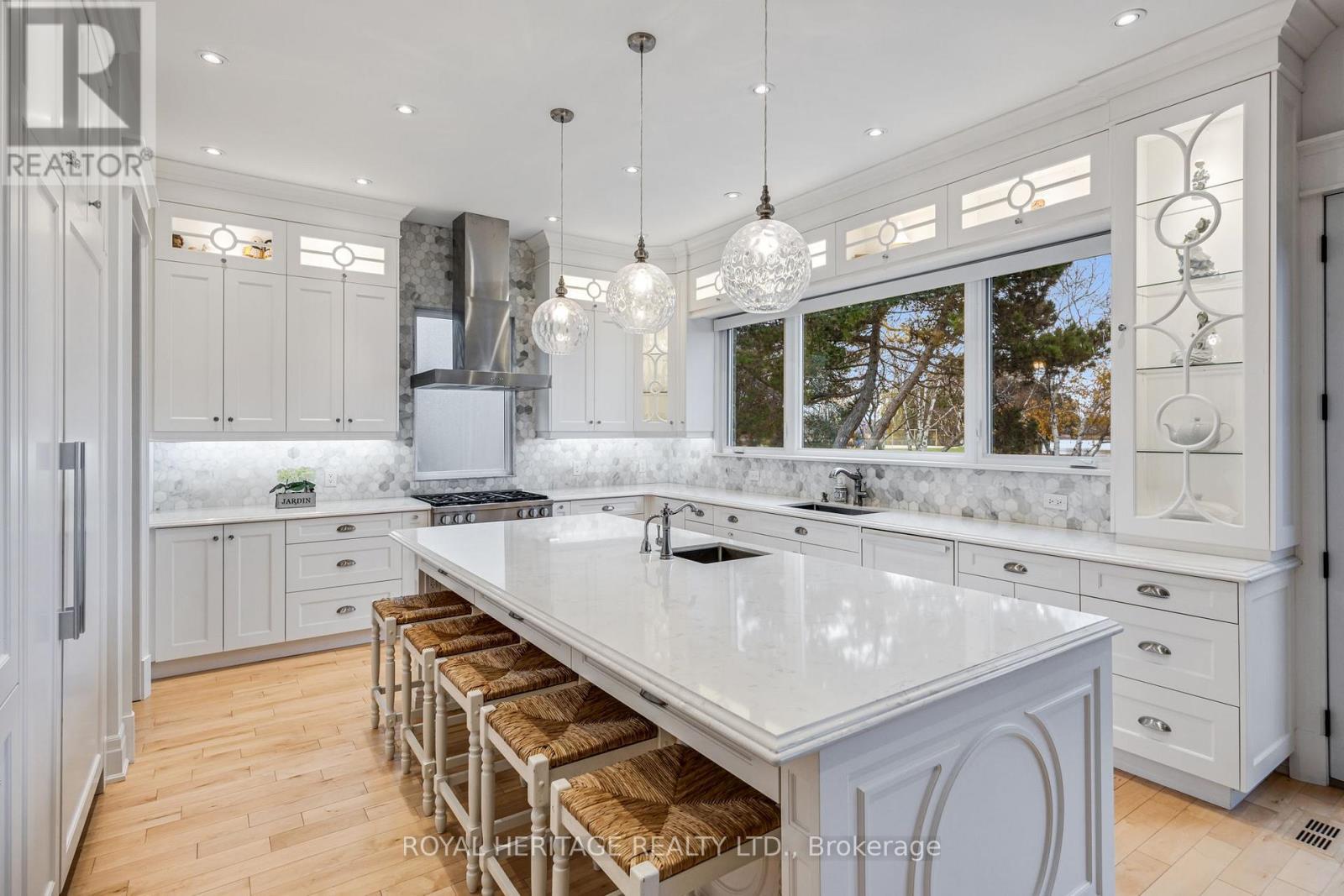 968 Essa Crescent, Pickering, ON