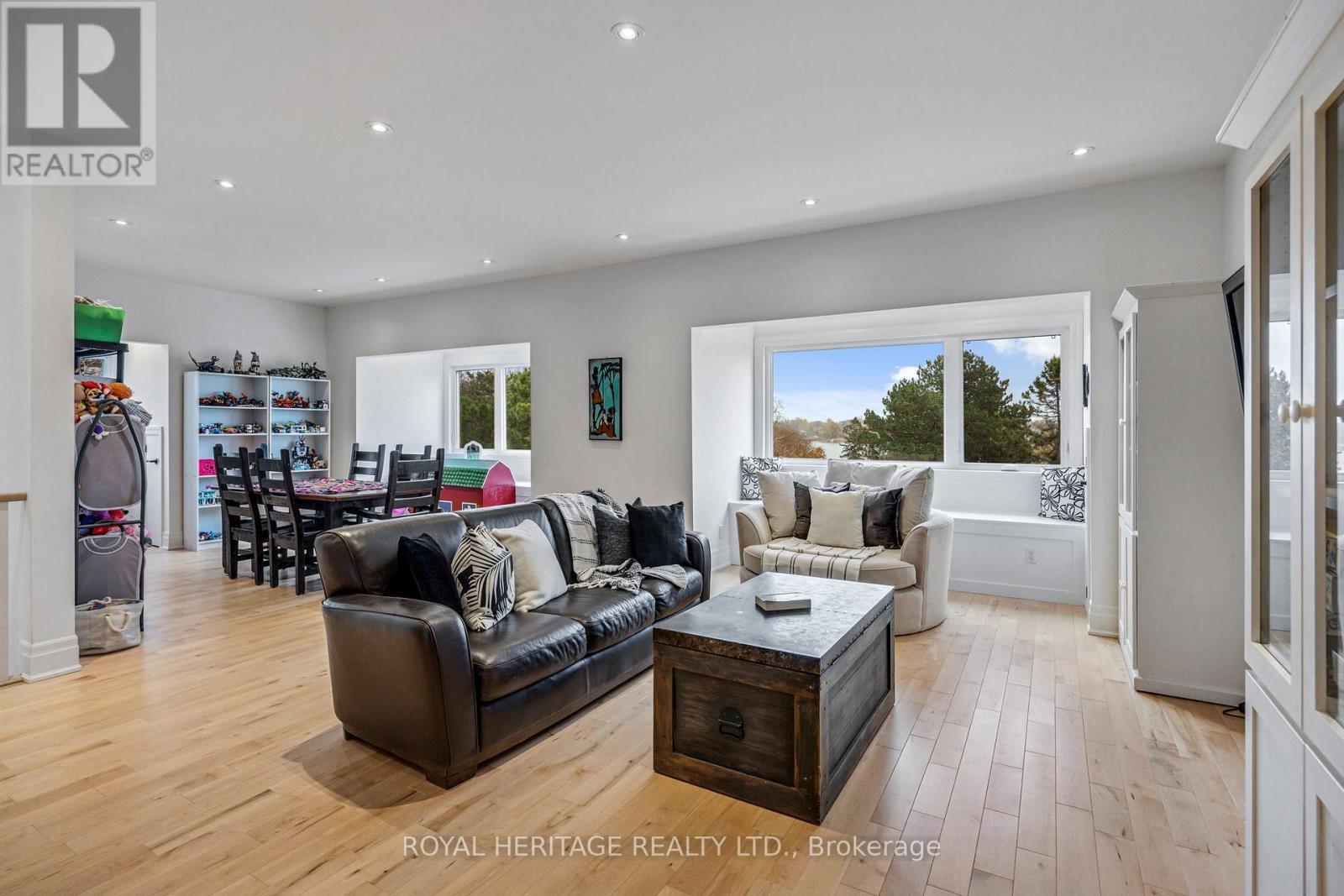 968 Essa Crescent, Pickering, ON