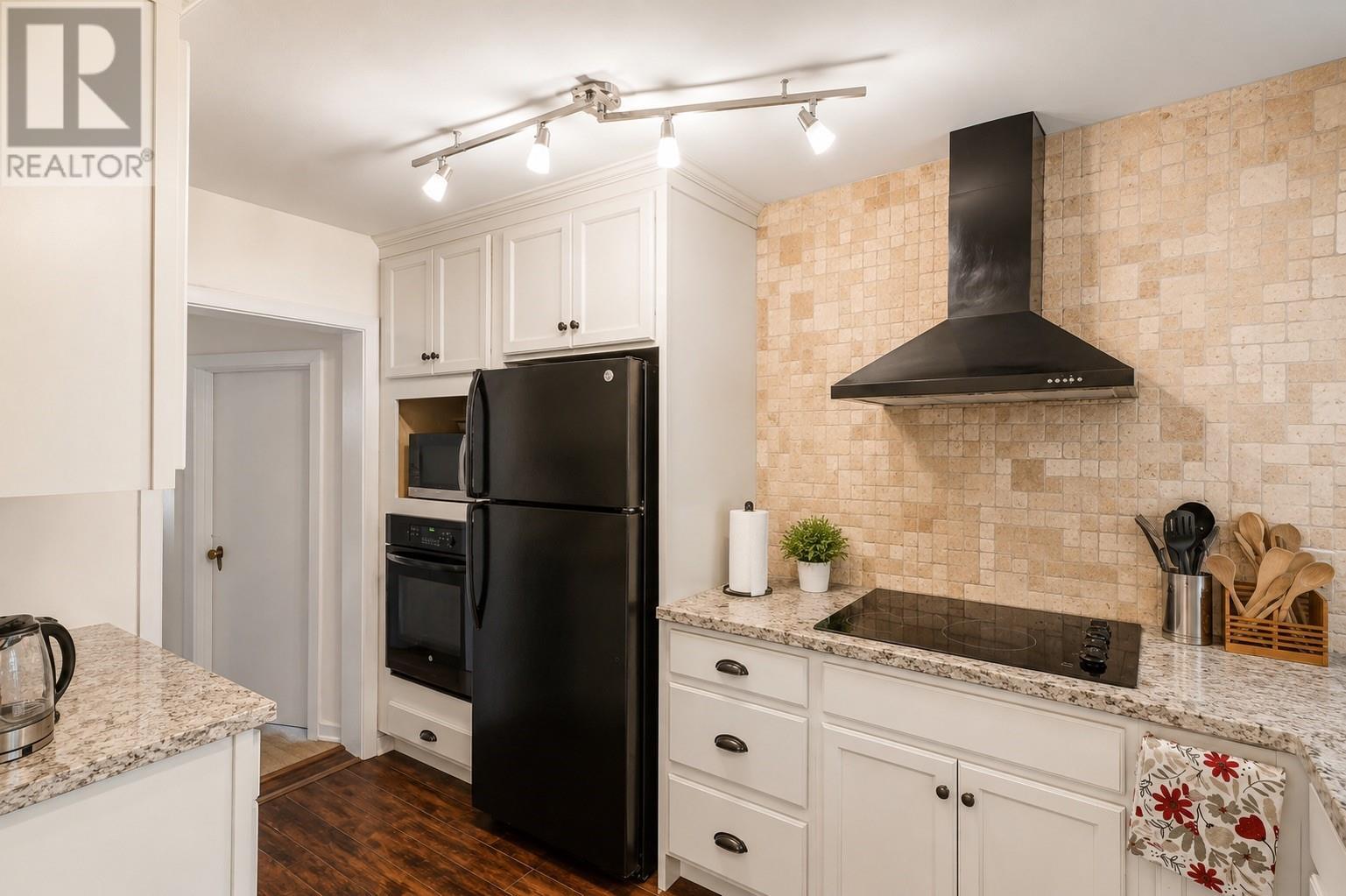 Apartment A kitchen - 11 Maxse Street, St. John'S, NL