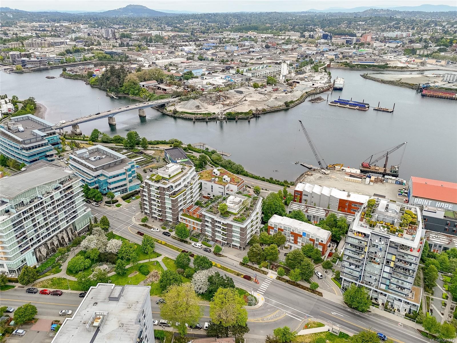 #406-391 Tyee Rd, Victoria, BC
