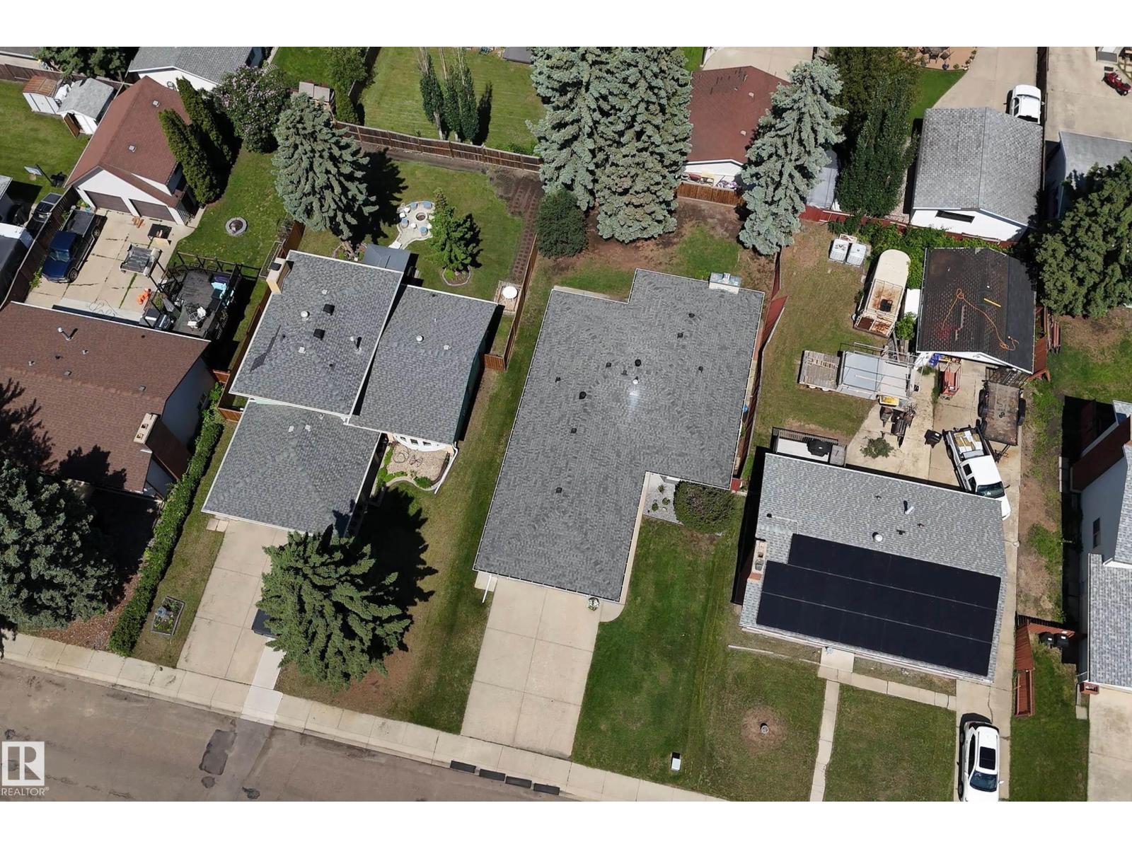 18508 92 Av Nw, Edmonton, AB