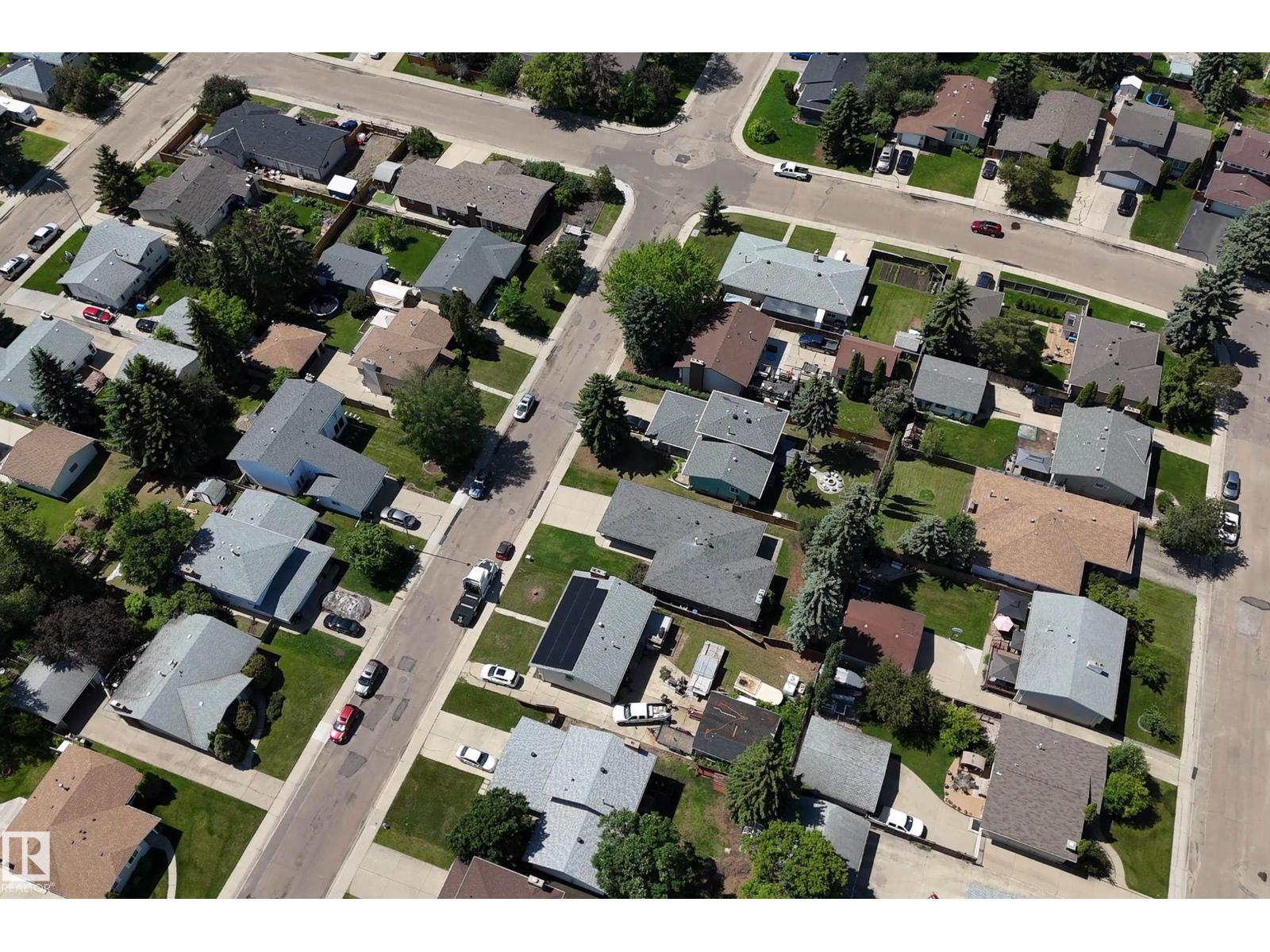 18508 92 Av Nw, Edmonton, AB