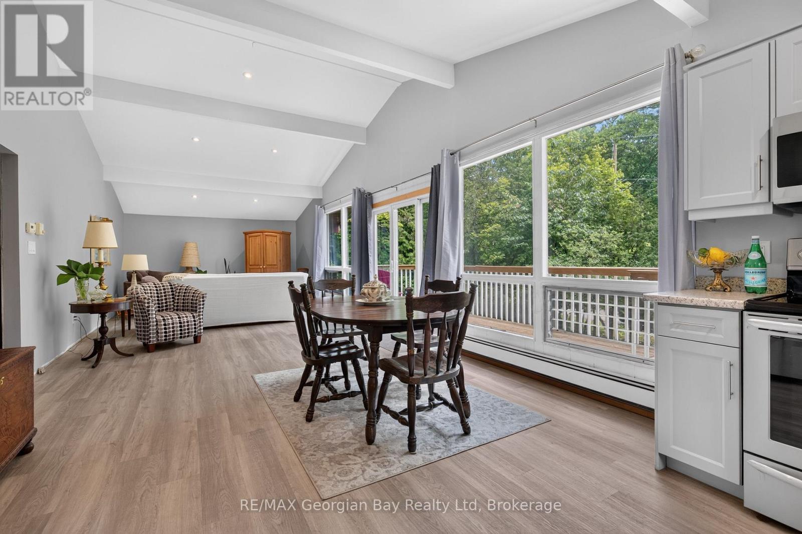 6 Brunelle Road, Tiny, ON