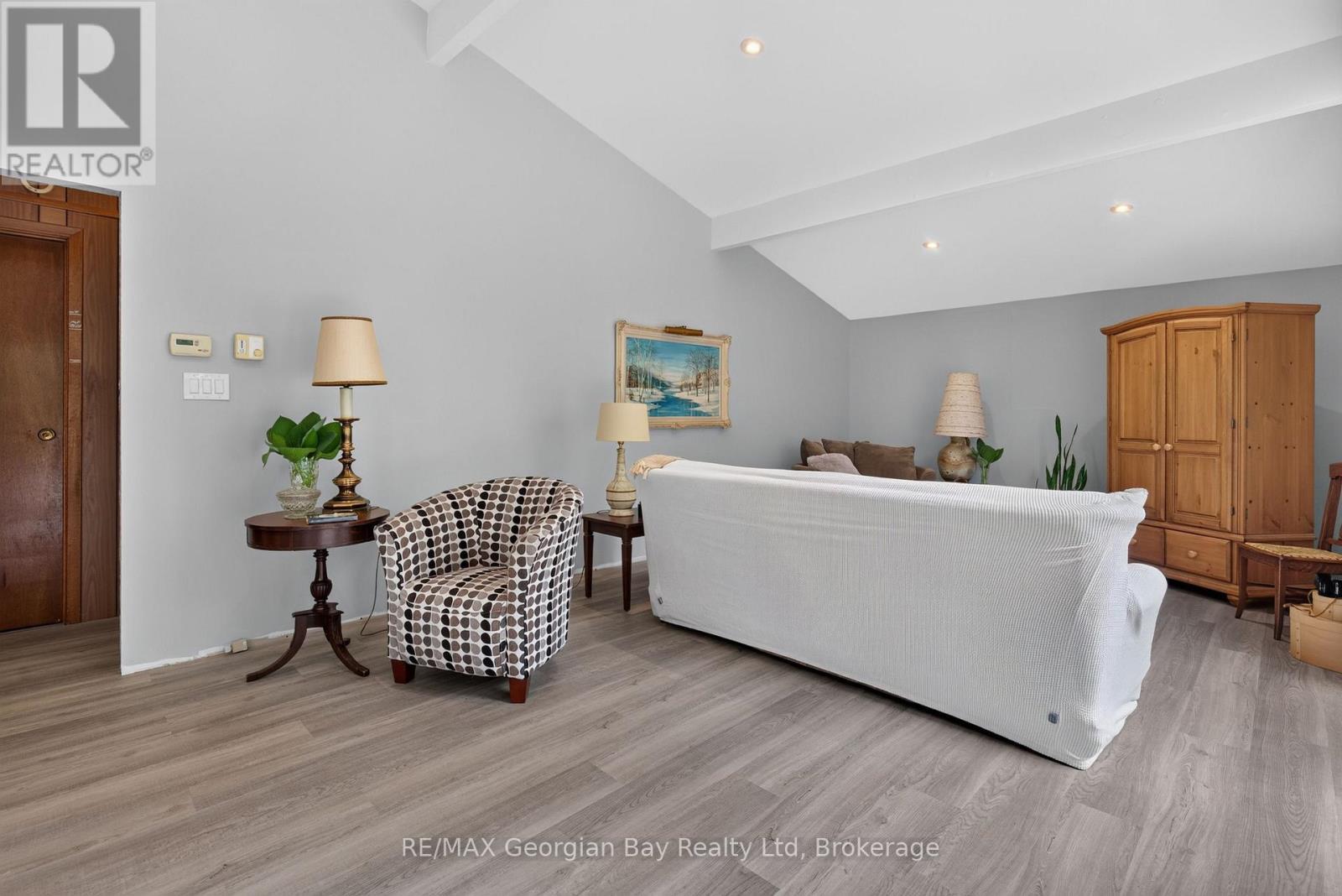 6 Brunelle Road, Tiny, ON
