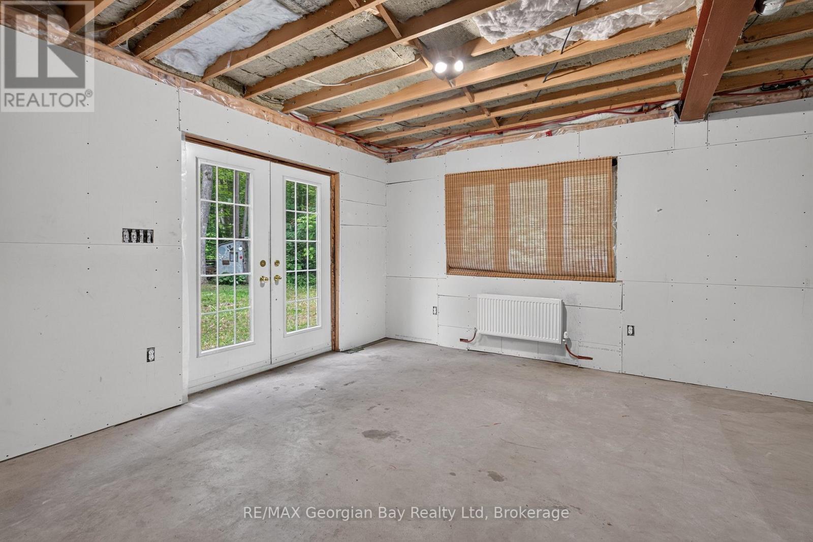 6 Brunelle Road, Tiny, ON