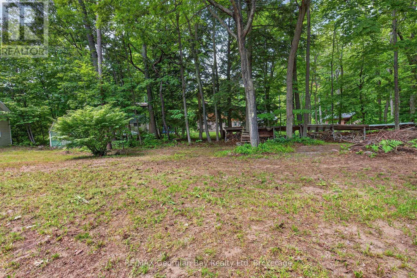 6 Brunelle Road, Tiny, ON