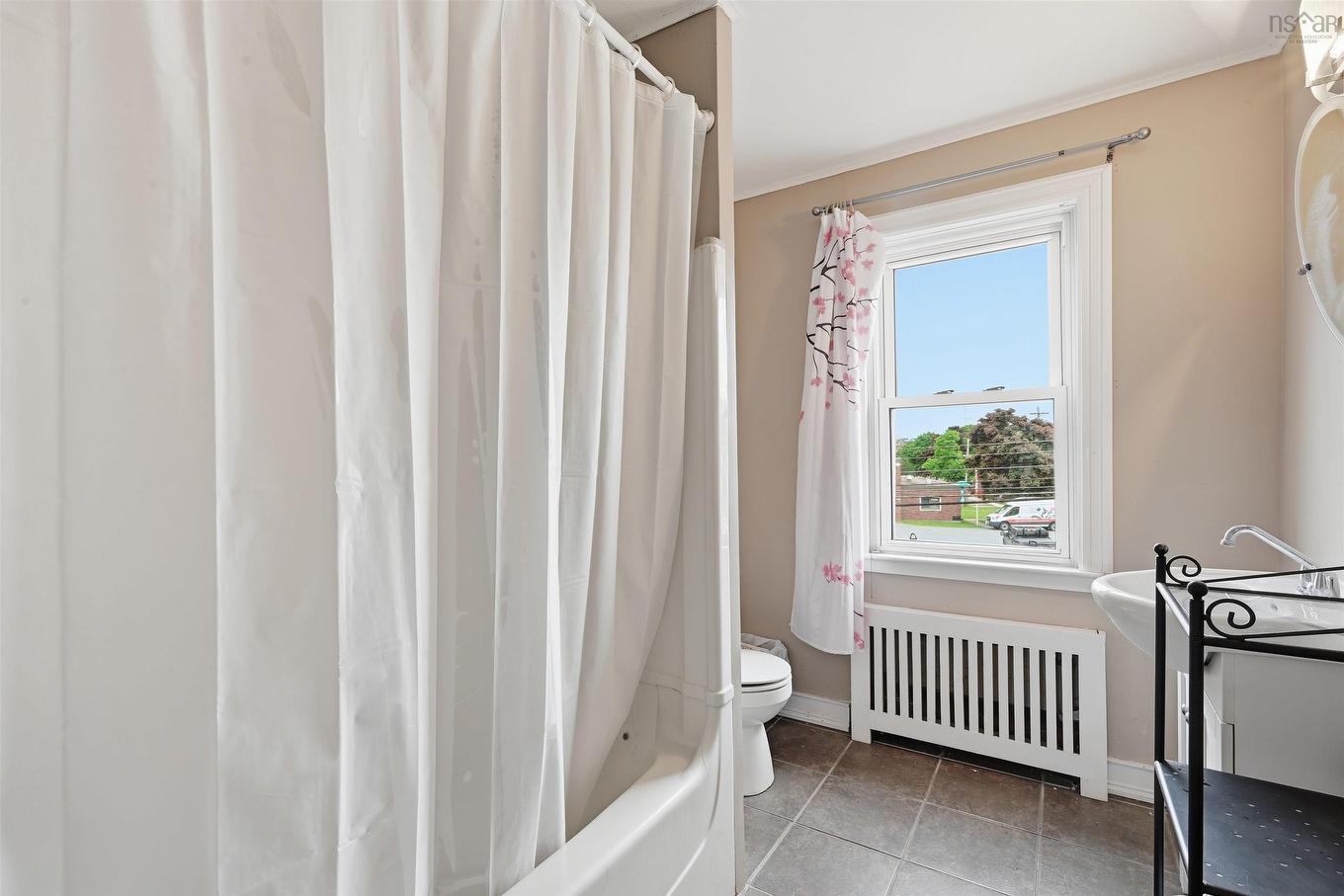 7091/7093 Bayers Road, Halifax, NS