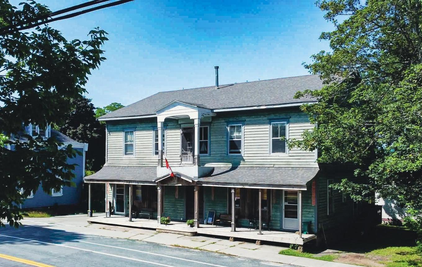 121 Water Street, Shelburne, NS - Outdoor