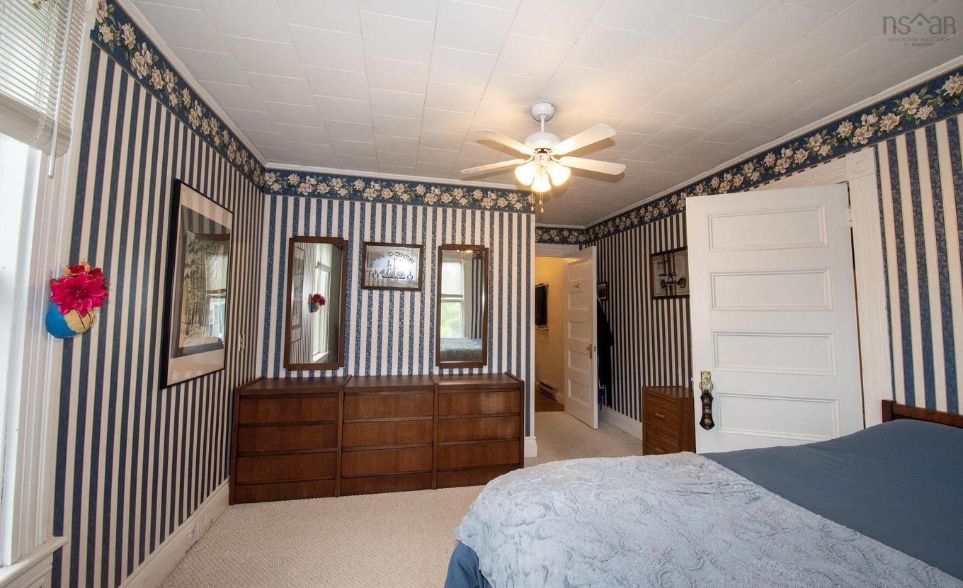 121 Water Street, Shelburne, NS - Indoor Photo Showing Bedroom