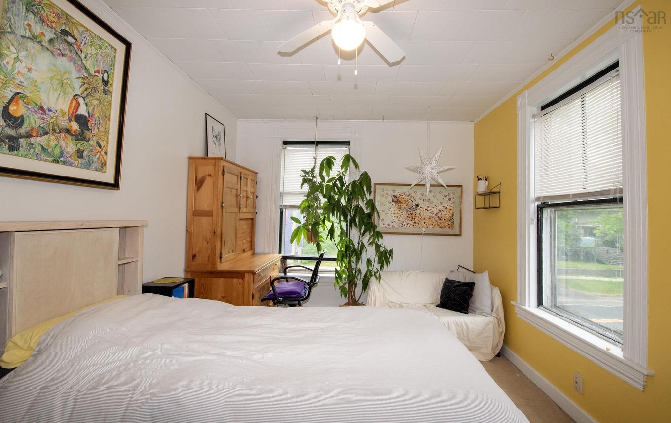 121 Water Street, Shelburne, NS - Indoor Photo Showing Bedroom
