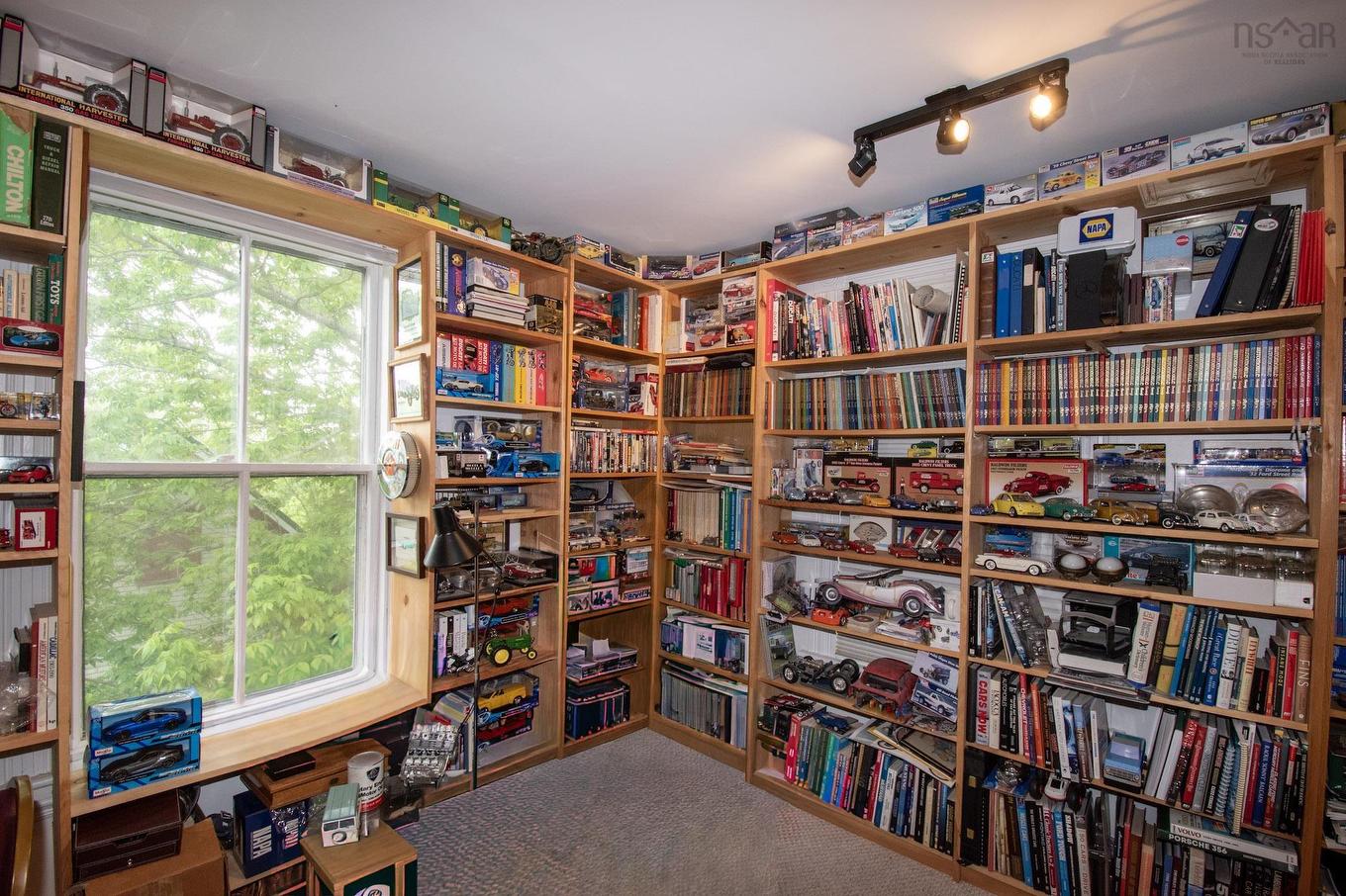 121 Water Street, Shelburne, NS - Indoor