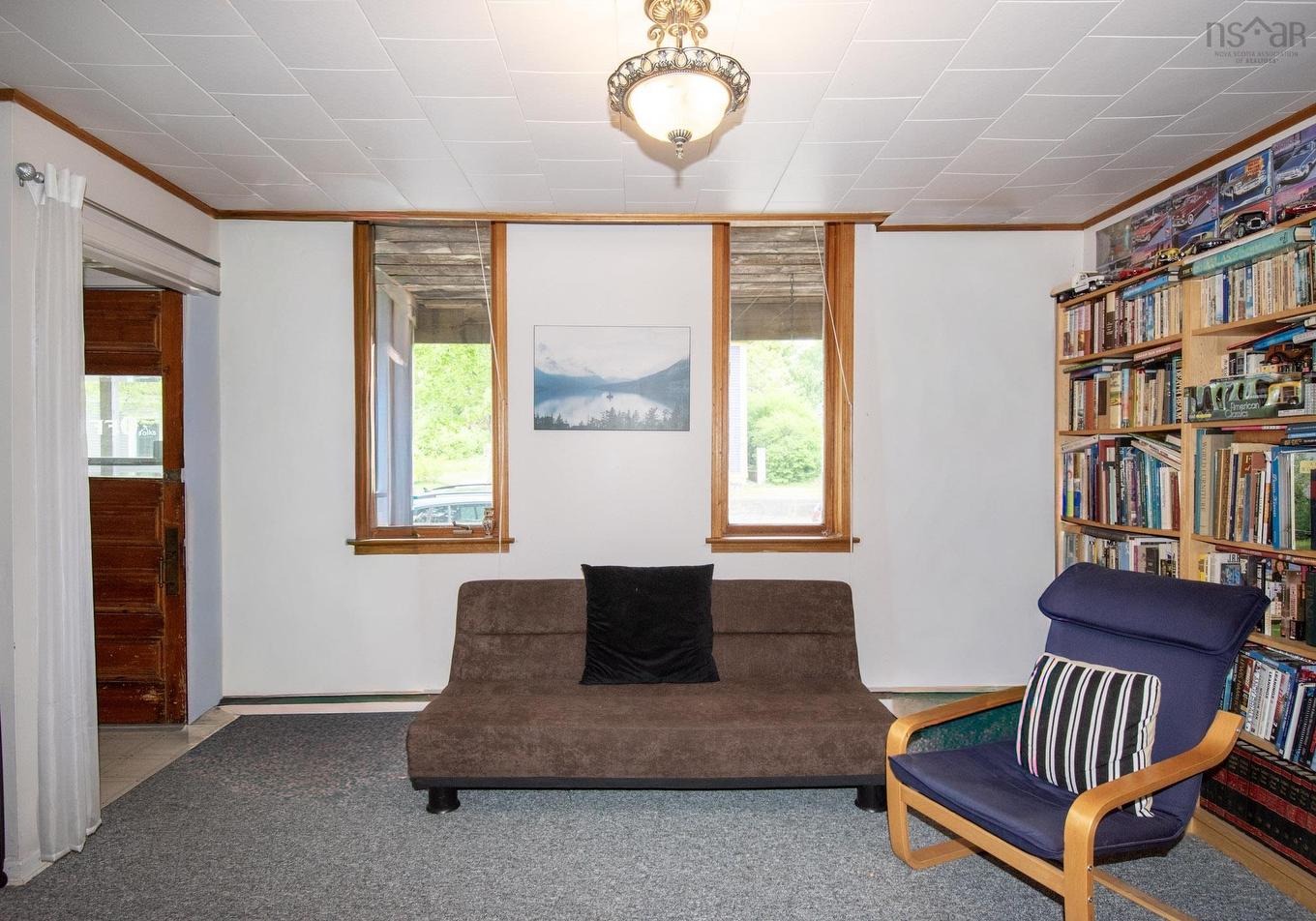 121 Water Street, Shelburne, NS - Indoor