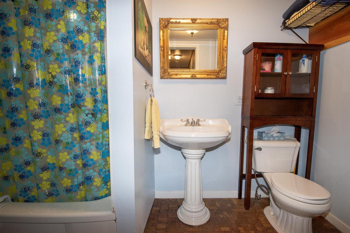 121 Water Street, Shelburne, NS - Indoor Photo Showing Bathroom