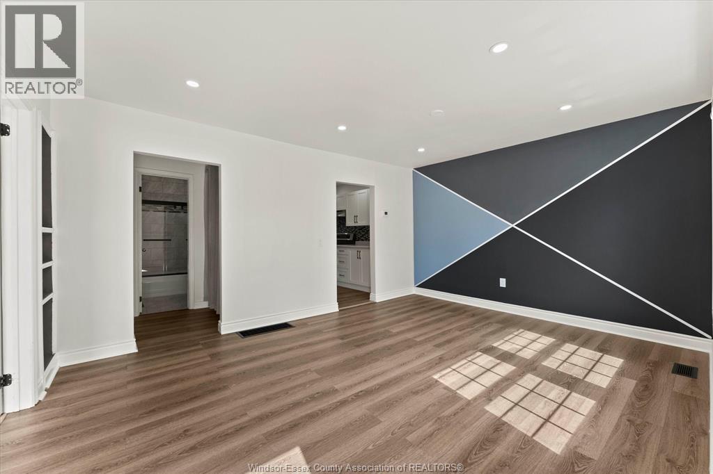 1330 Central Avenue, Windsor, ON - Indoor Photo Showing Other Room