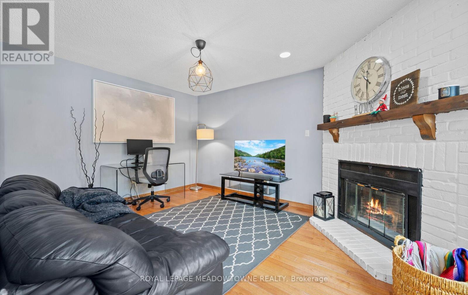 16 Cox Crescent, Brampton, ON