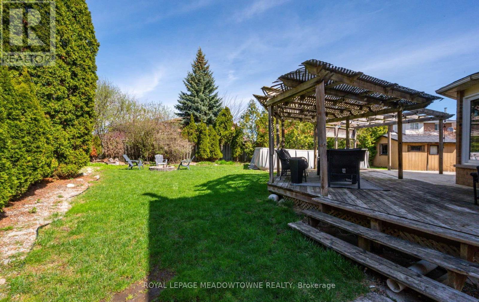16 Cox Crescent, Brampton, ON