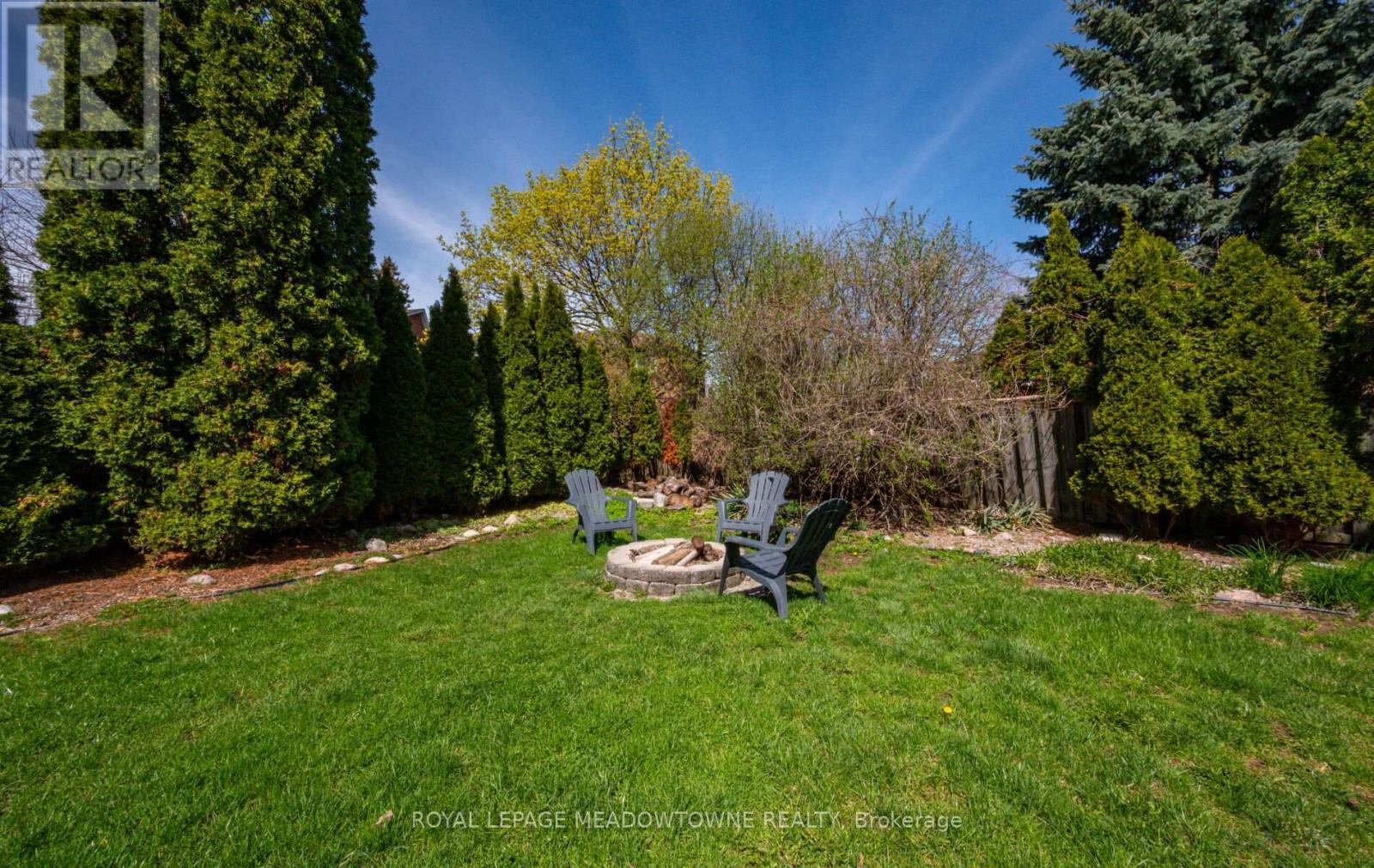 16 Cox Crescent, Brampton, ON