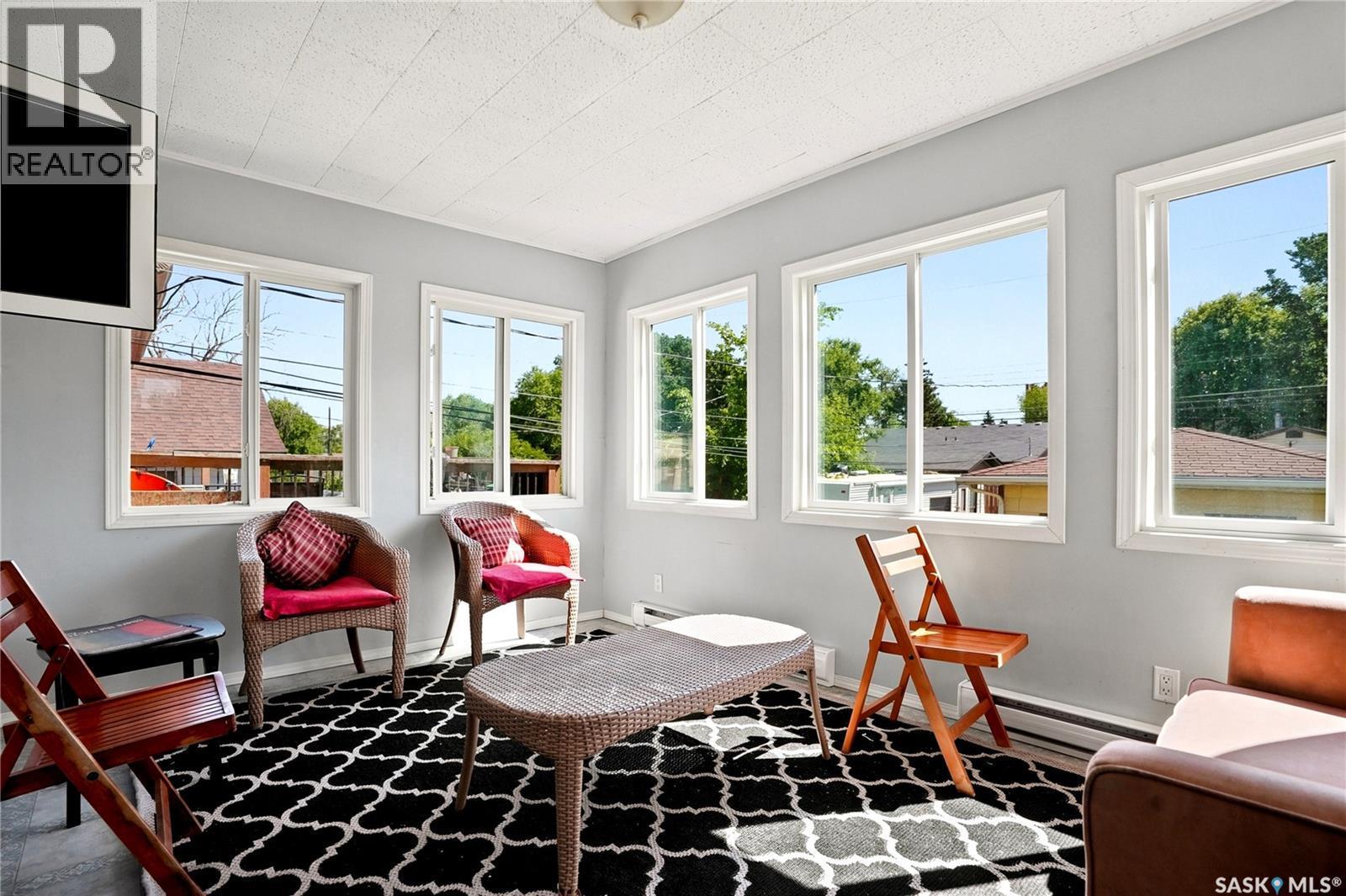 724 M Avenue S, Saskatoon, SK
