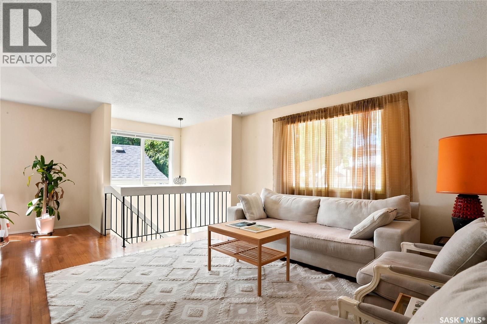 724 M Avenue S, Saskatoon, SK