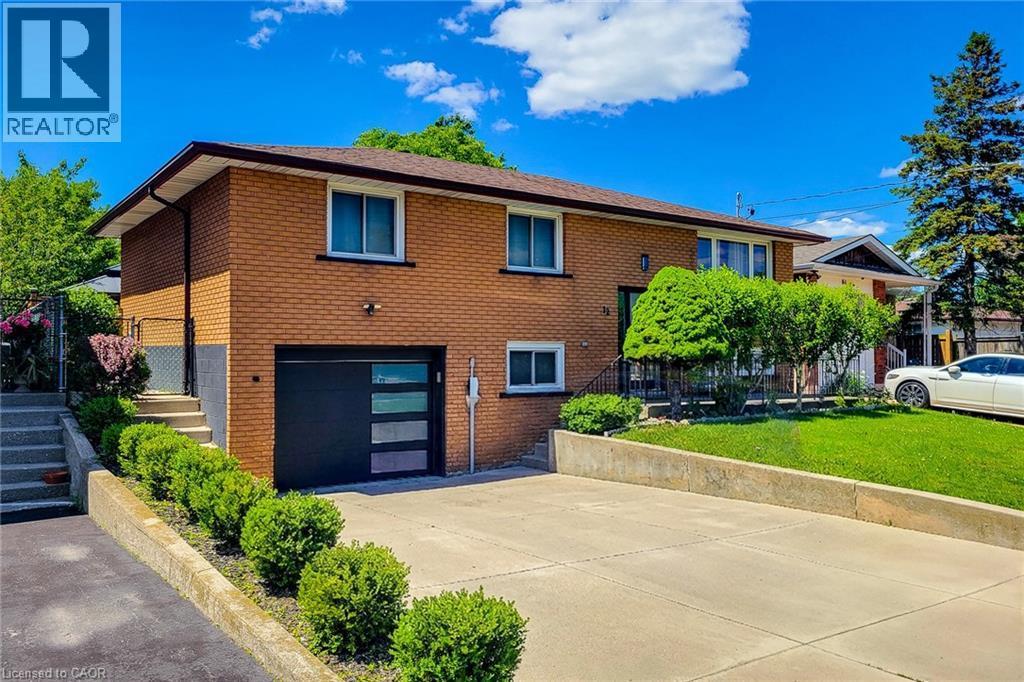 12 Maitland Avenue, Hamilton, ON