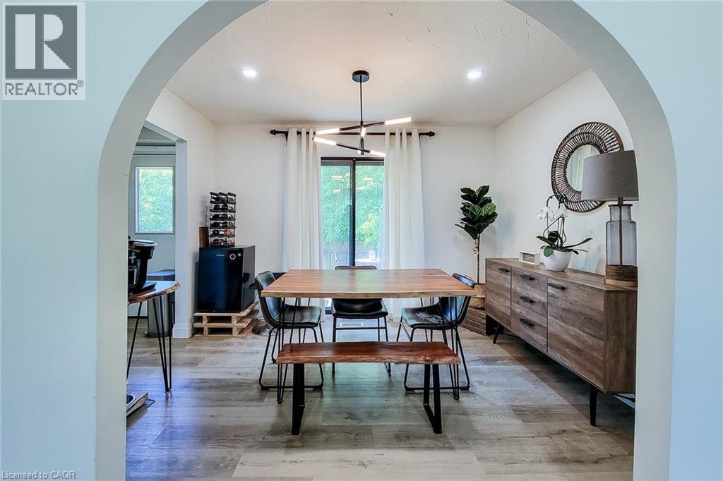12 Maitland Avenue, Hamilton, ON