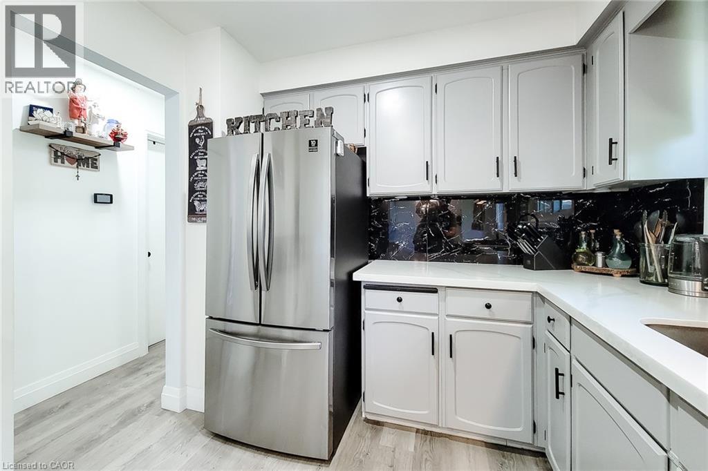 12 Maitland Avenue, Hamilton, ON
